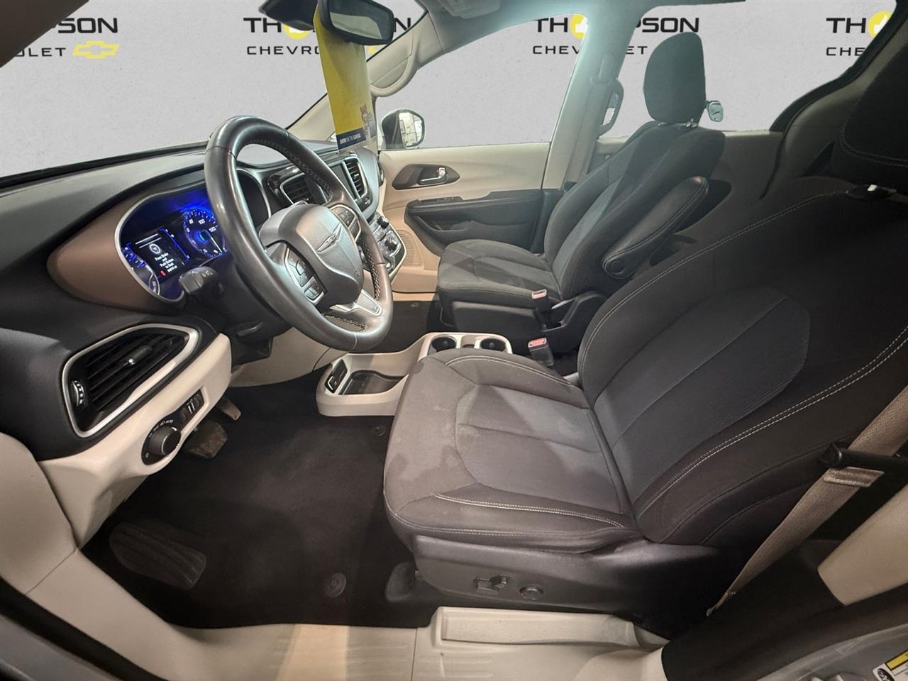 Chrysler Voyager LX 2023