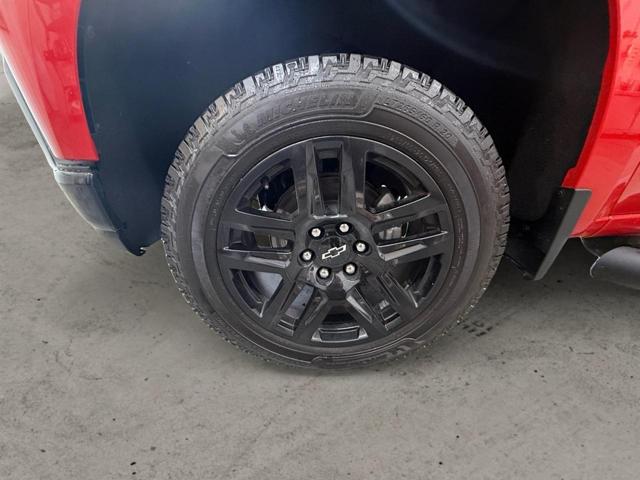 Chevrolet Silverado 1500 LT Trail Boss Crew Cab 4WD 2021