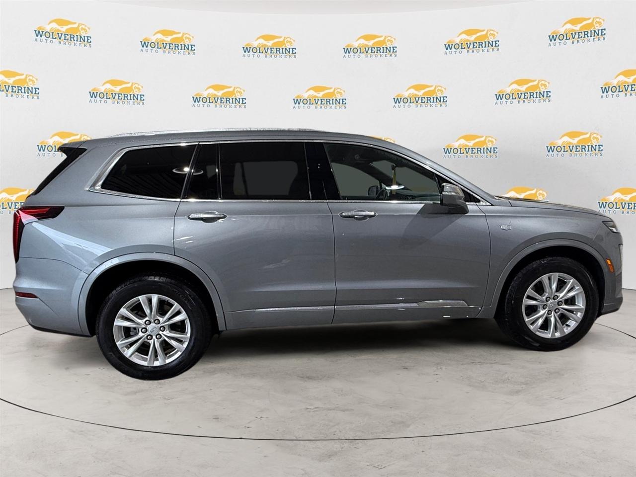 Cadillac XT6 Luxury AWD 2024
