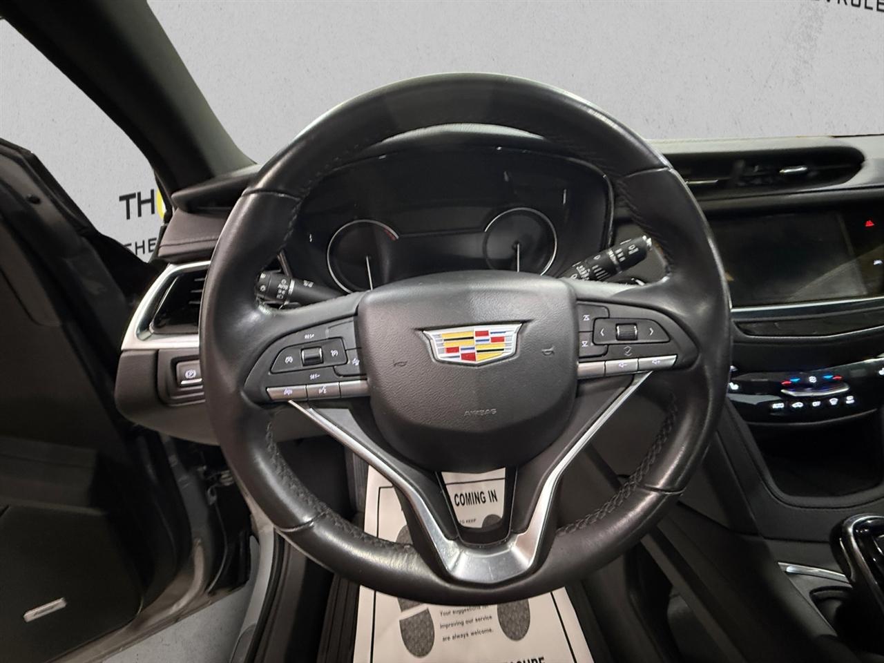 Cadillac XT6 Luxury AWD 2024