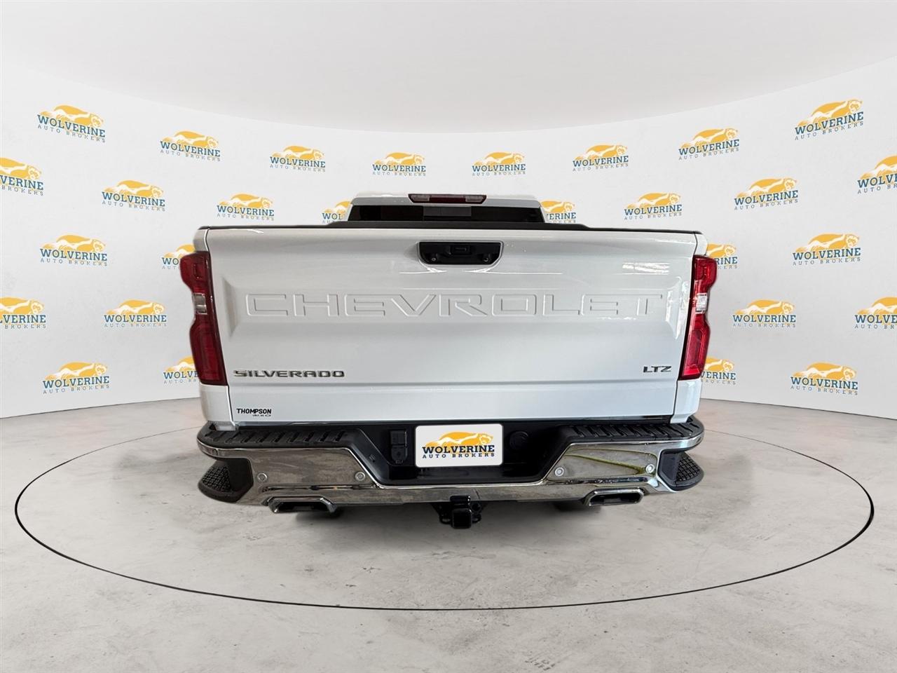 Chevrolet Silverado 1500 LTZ Crew Cab 4WD 2023