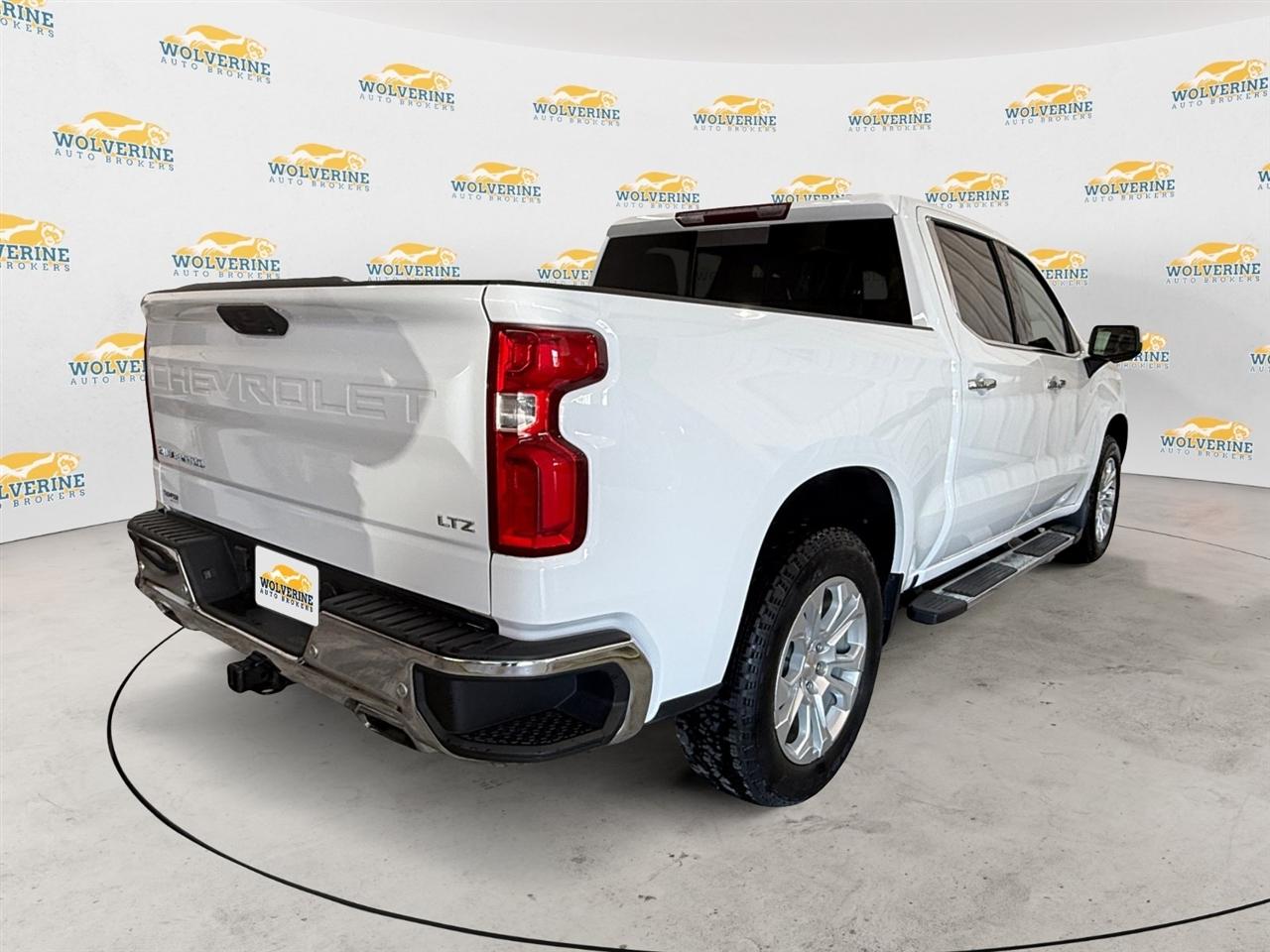 Chevrolet Silverado 1500 LTZ Crew Cab 4WD 2023
