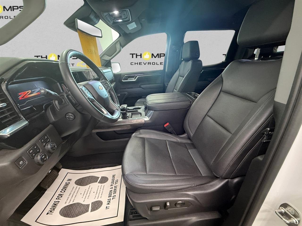 Chevrolet Silverado 1500 LTZ Crew Cab 4WD 2023