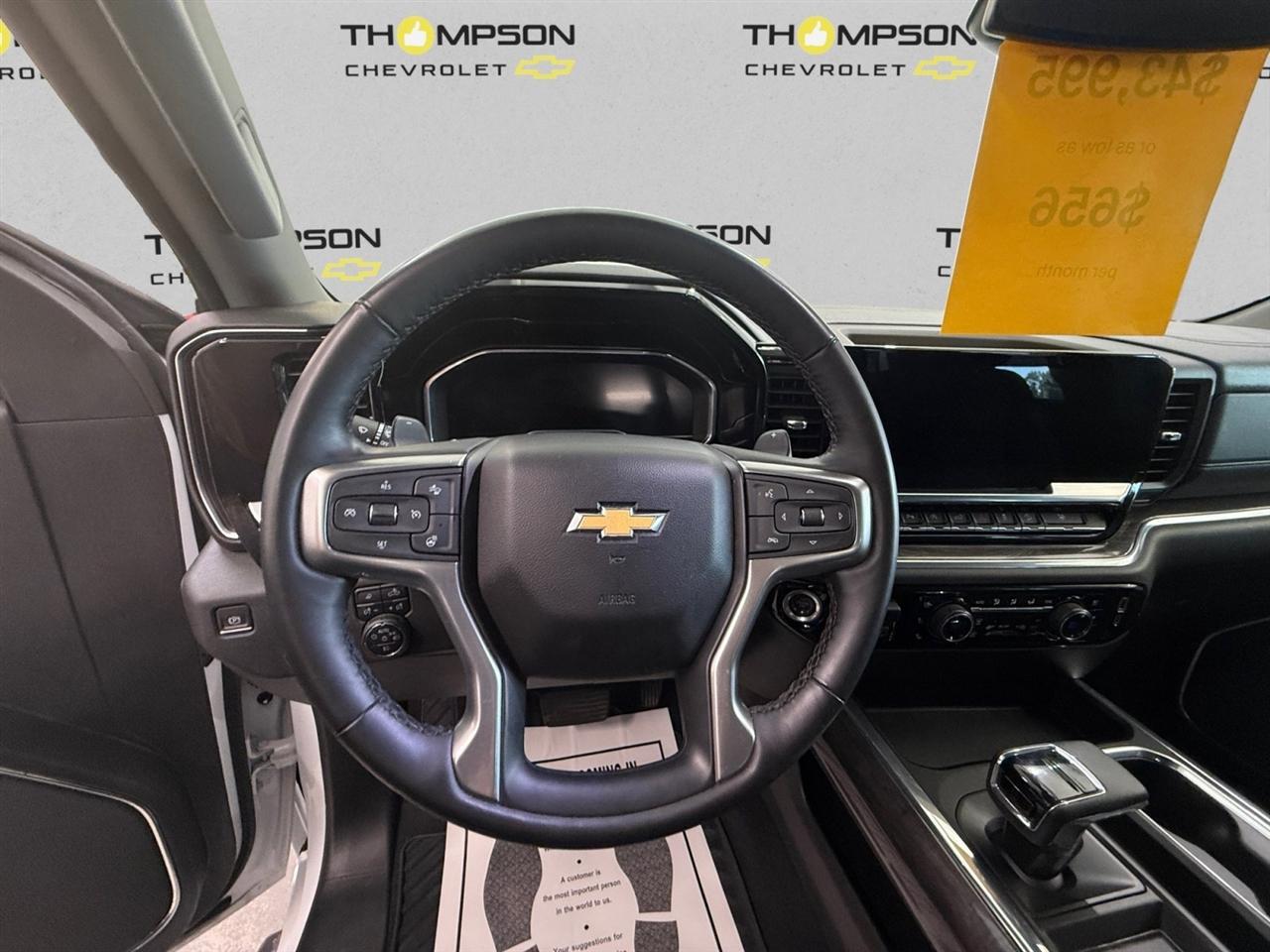 Chevrolet Silverado 1500 LTZ Crew Cab 4WD 2023