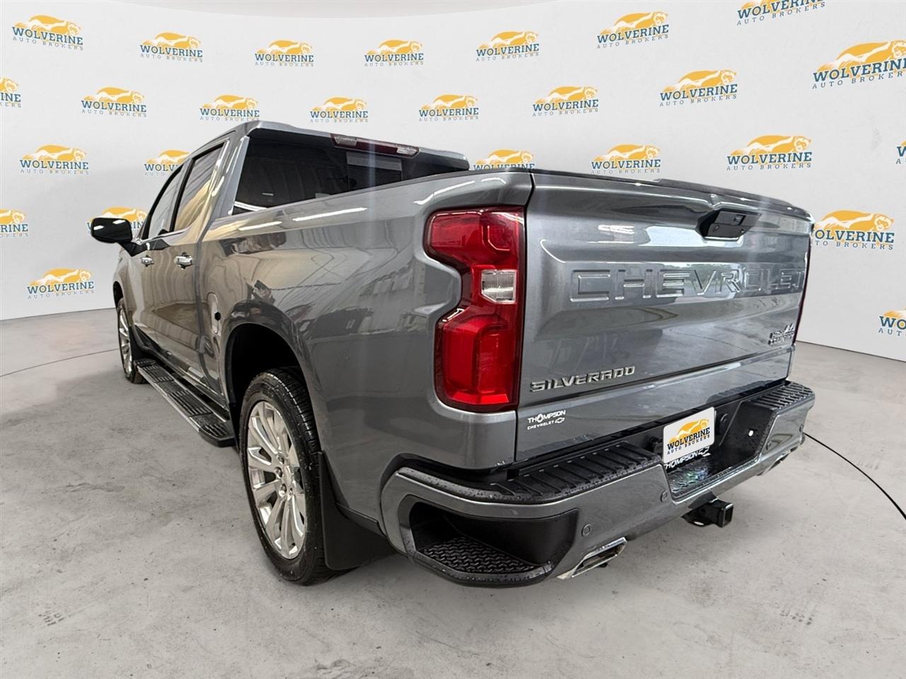 Chevrolet Silverado 1500 High Country Crew Cab 4WD 2021