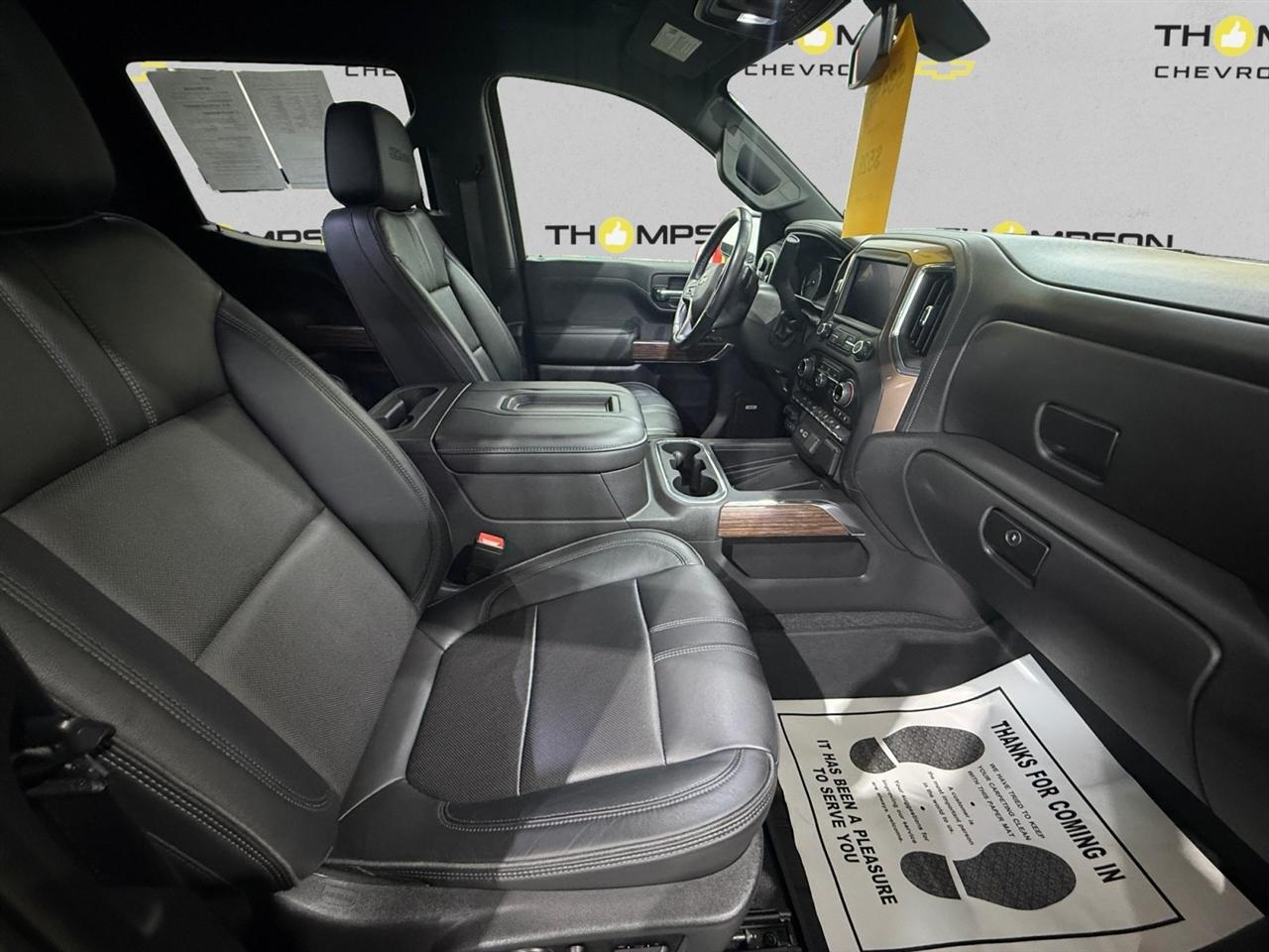 Chevrolet Silverado 1500 High Country Crew Cab 4WD 2021