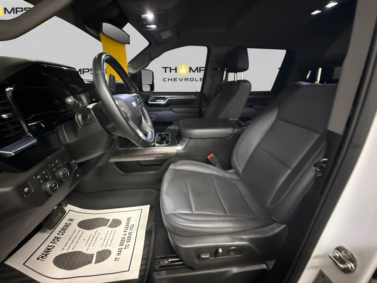 Chevrolet Silverado 2500HD LTZ Crew Cab Long Box 4WD 2025