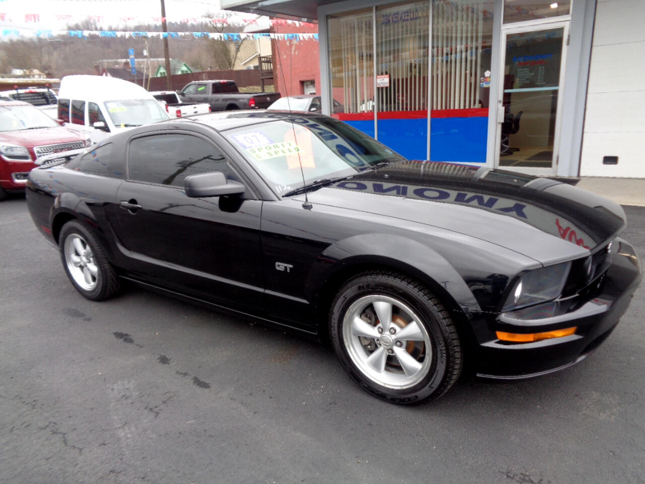 Ford Mustang 2dr Cpe GT Deluxe 2007