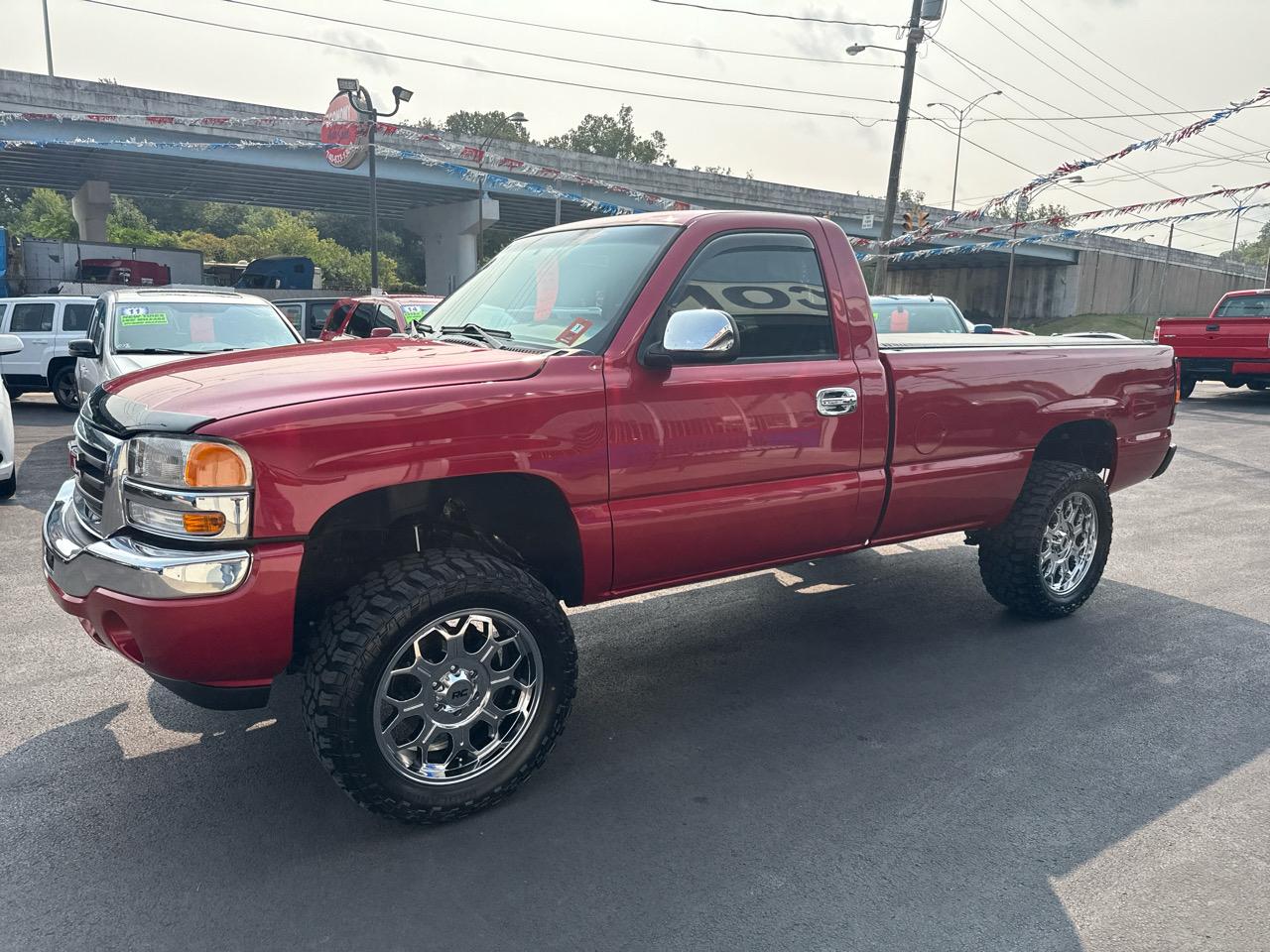 GMC Sierra 1500 Reg Cab 133.0" WB 4WD SLE 2005