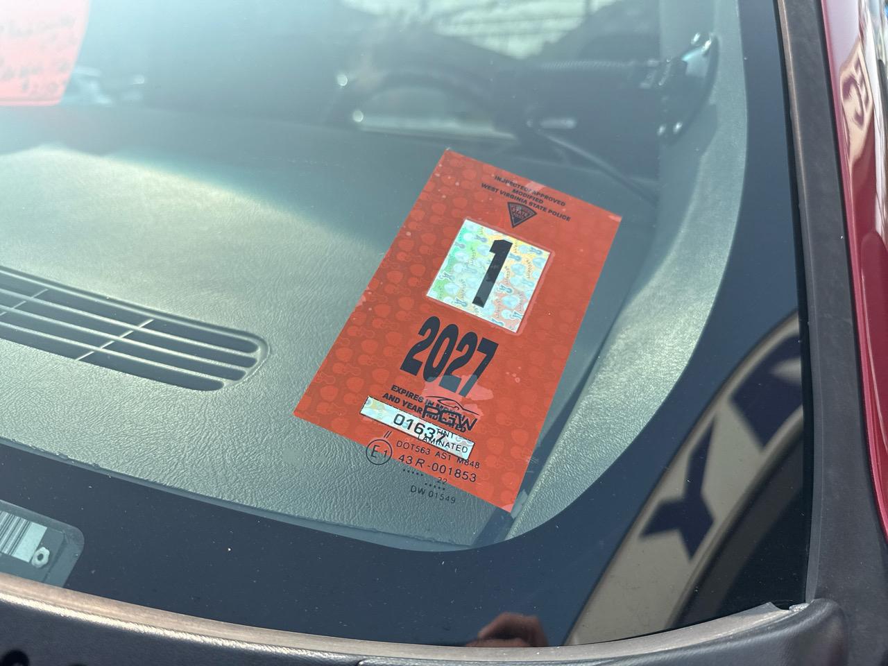 GMC Sierra 1500 Reg Cab 133.0" WB 4WD SLE 2005