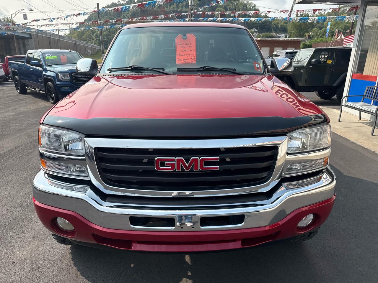 GMC Sierra 1500 Reg Cab 133.0" WB 4WD SLE 2005