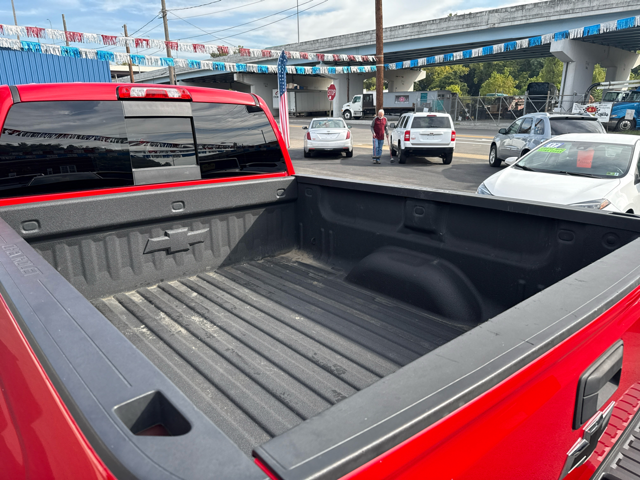 2018 Chevrolet Silverado 1500 photo 4
