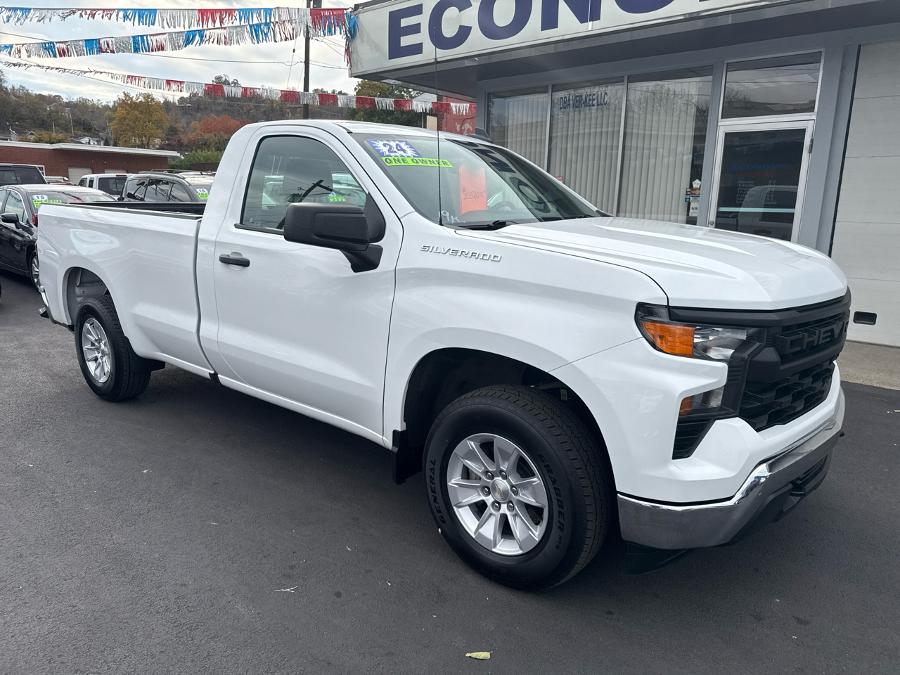 2024 Chevrolet Silverado 1500 2WD Reg Cab 140" Work Truck