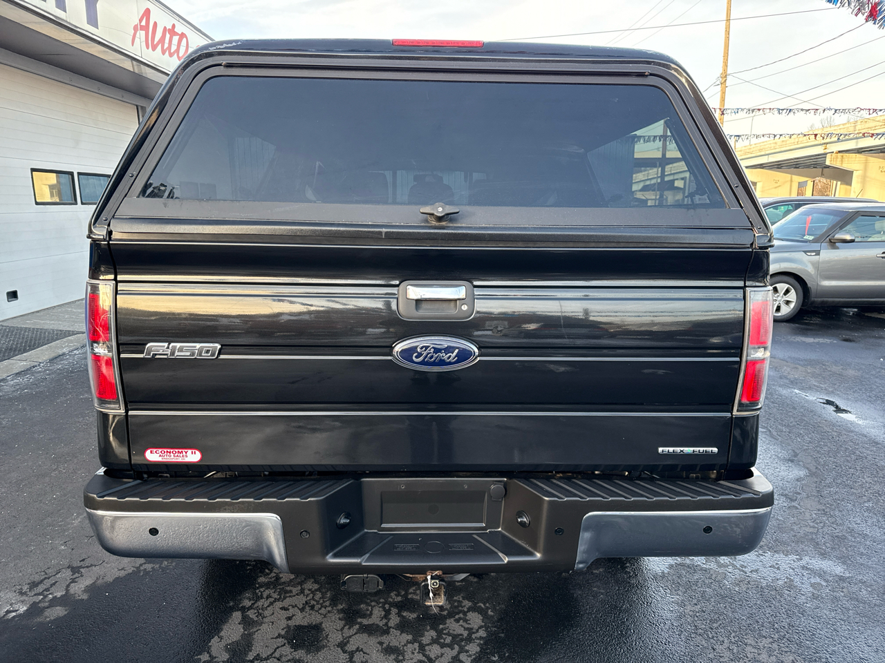 Ford F-150 4WD SuperCrew 145" XLT 2012