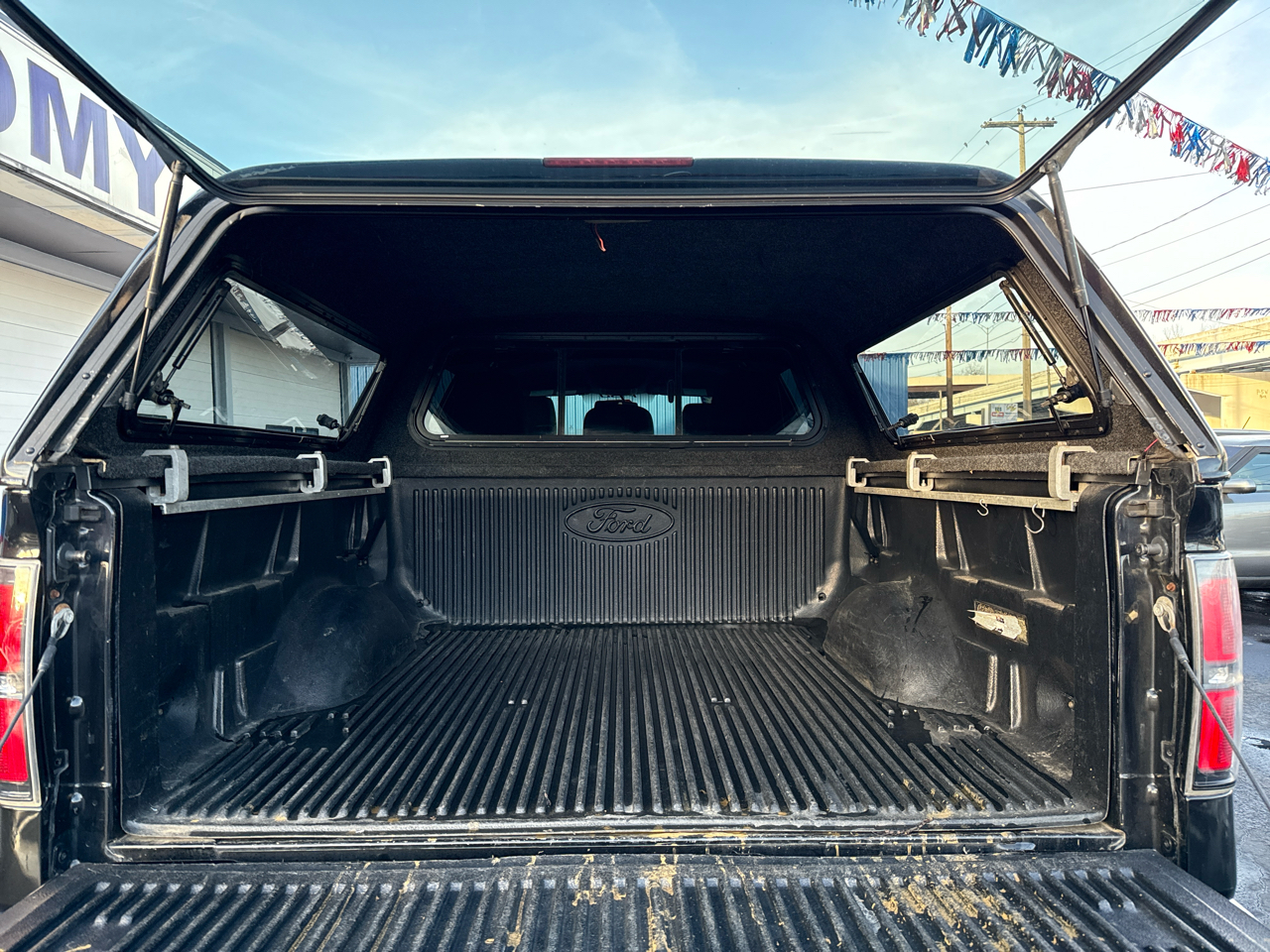 Ford F-150 4WD SuperCrew 145" XLT 2012