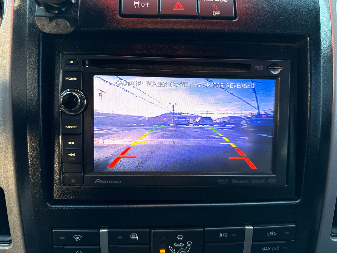 Ford F-150 4WD SuperCrew 145" XLT 2012