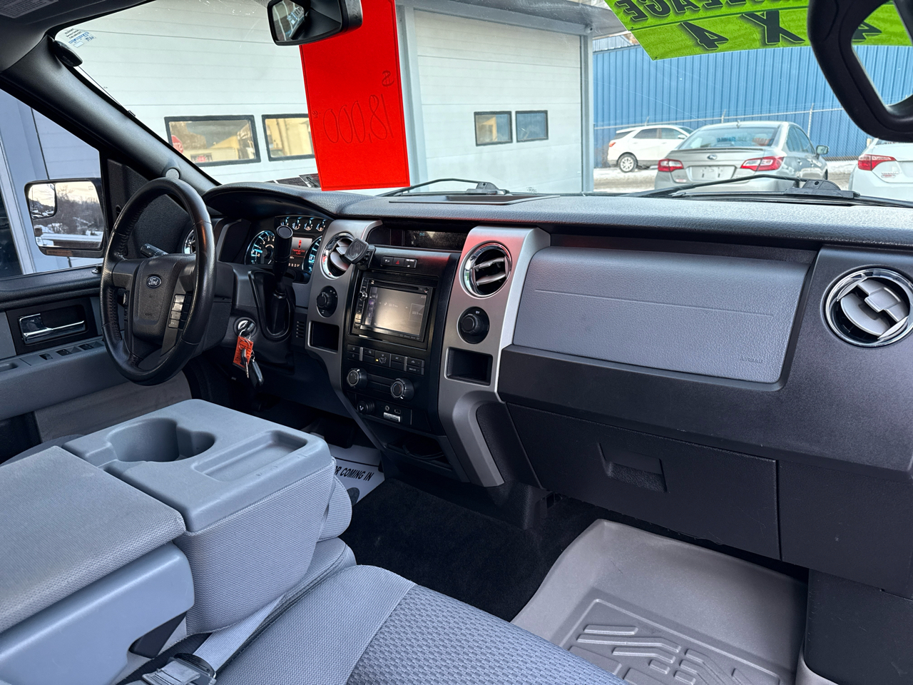 Ford F-150 4WD SuperCrew 145" XLT 2012