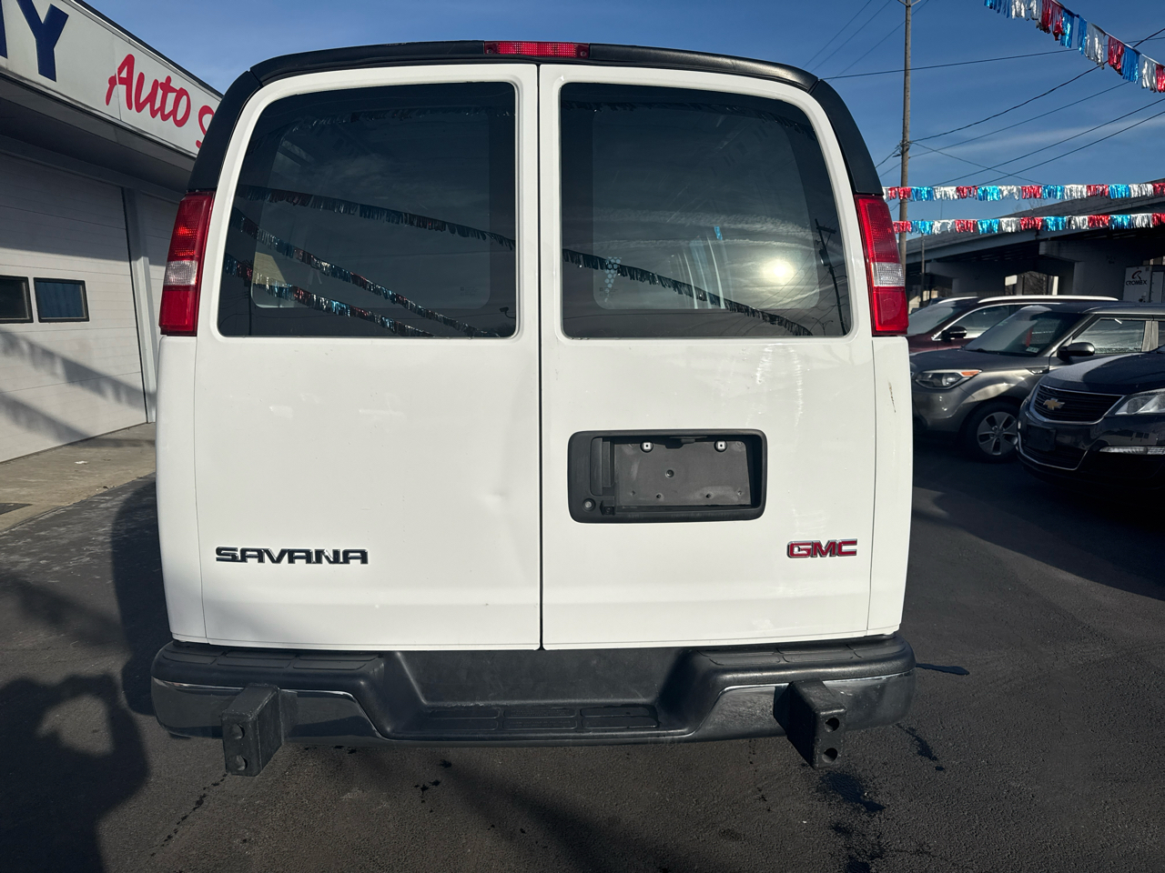 GMC Savana Cargo Van RWD 2500 135" 2024