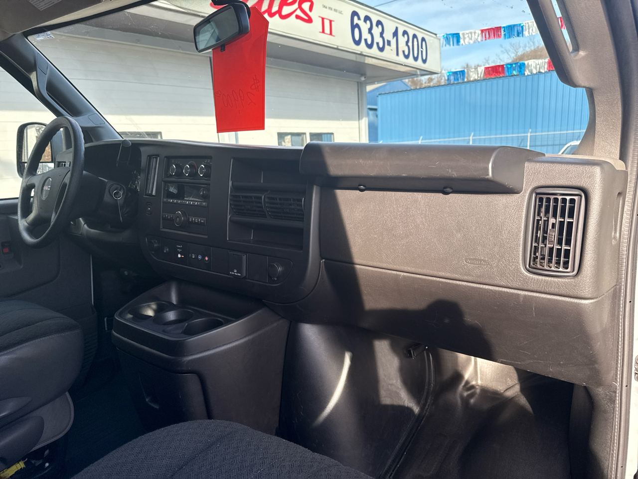 GMC Savana Cargo Van RWD 2500 135" 2024