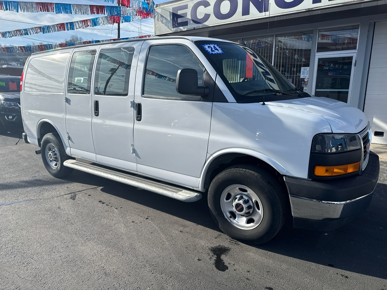 2024 GMC Savana Cargo Van RWD 2500 135"