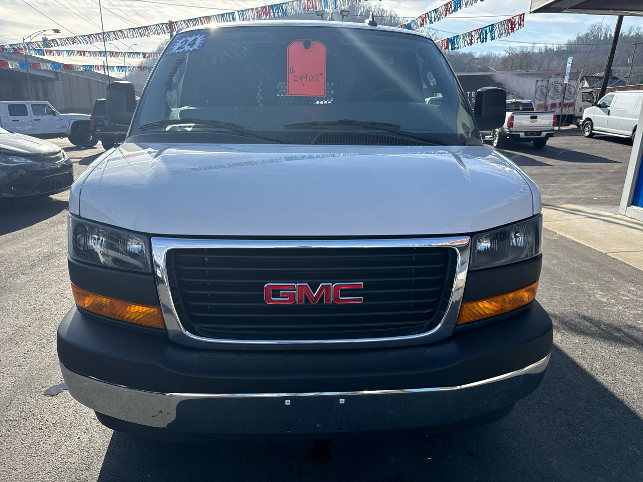 GMC Savana Cargo Van RWD 2500 135" 2024
