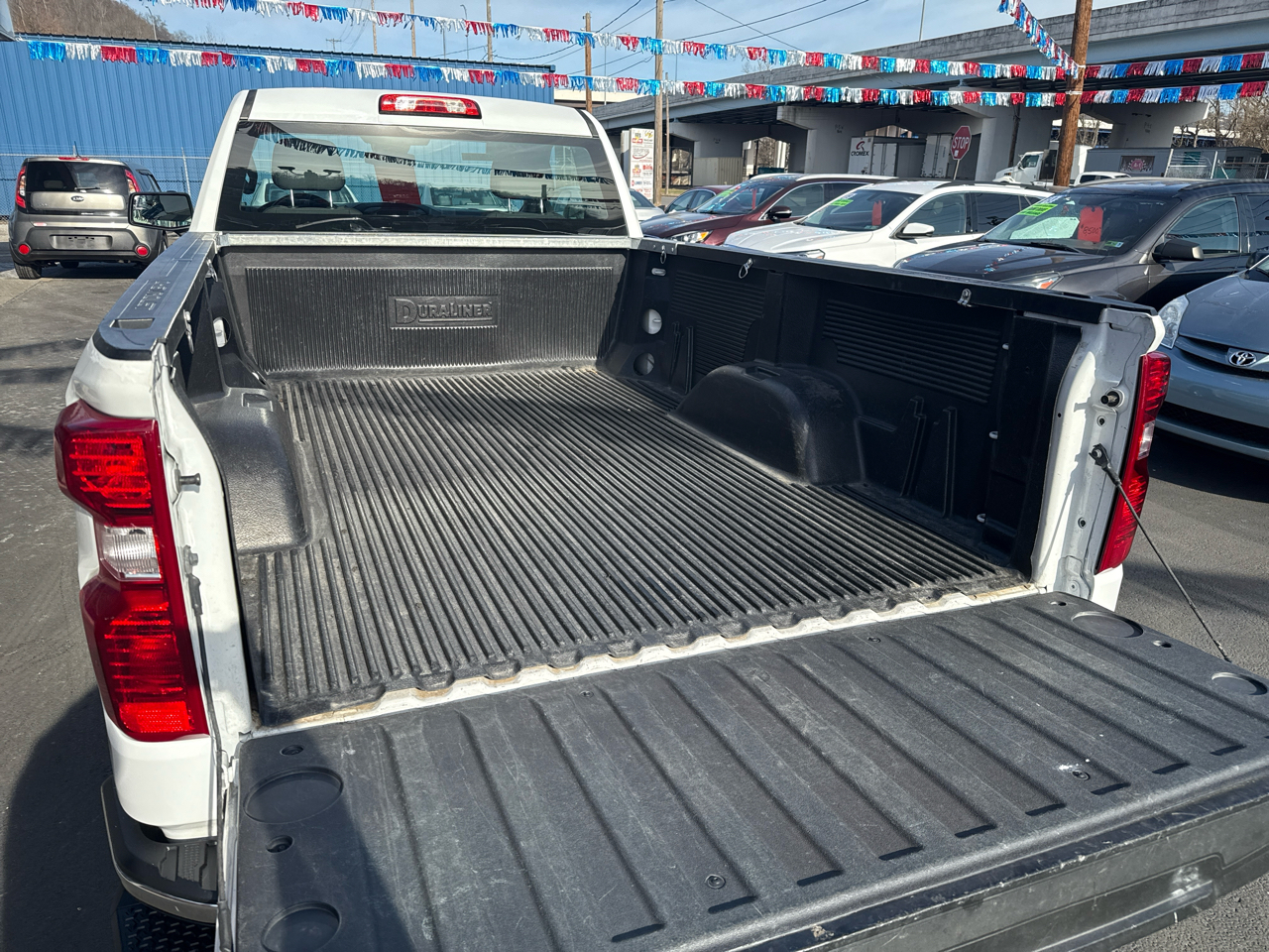 Chevrolet Silverado 1500 2WD Reg Cab 140" Work Truck 2024