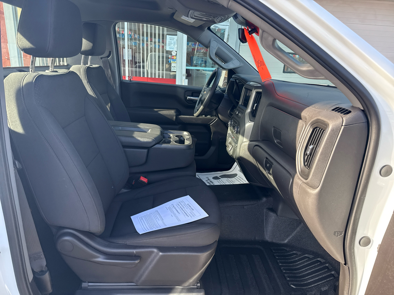 Chevrolet Silverado 1500 2WD Reg Cab 140" Work Truck 2024