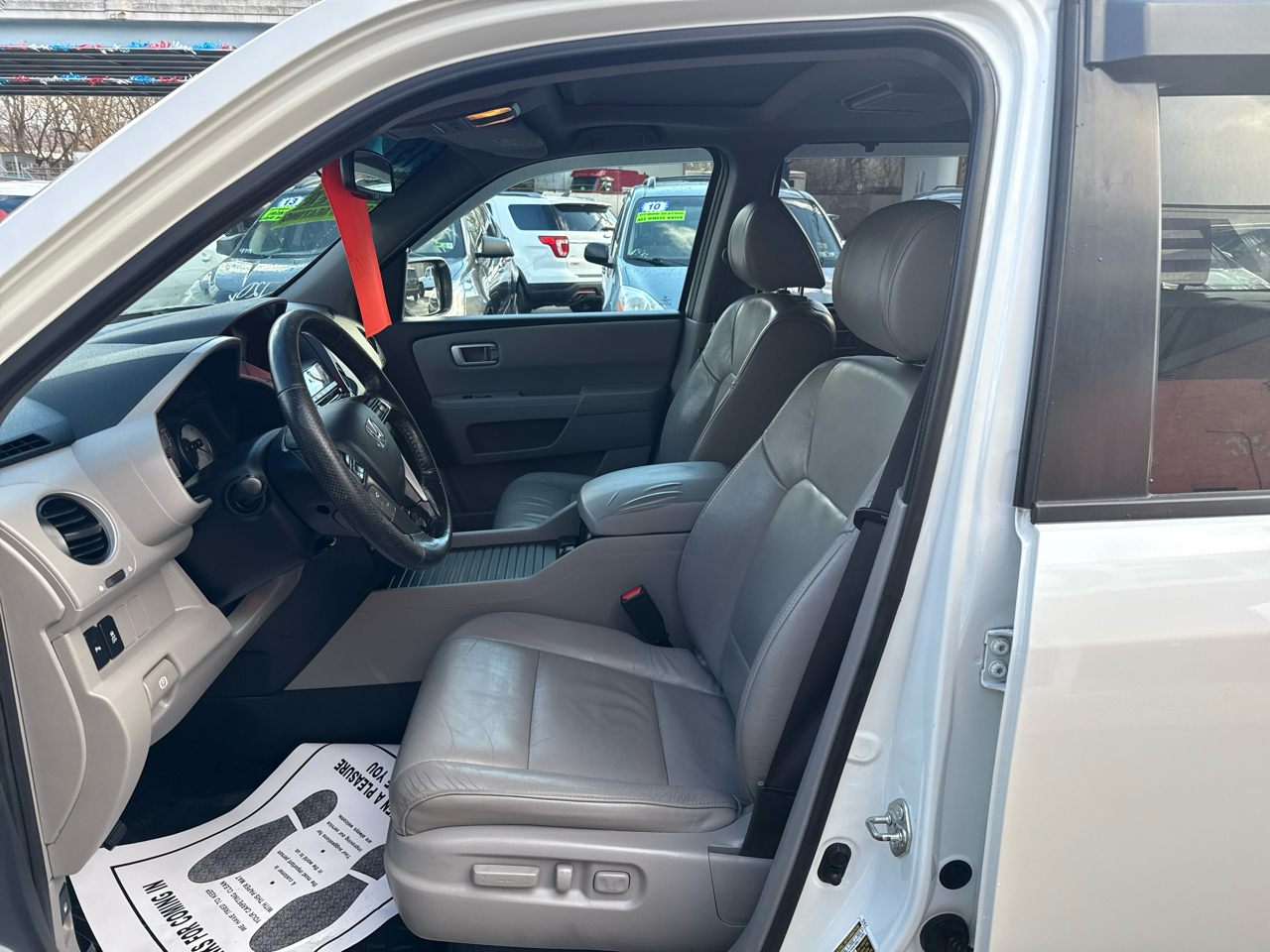 Honda Pilot 4WD 4dr Touring w/RES & Navi 2015