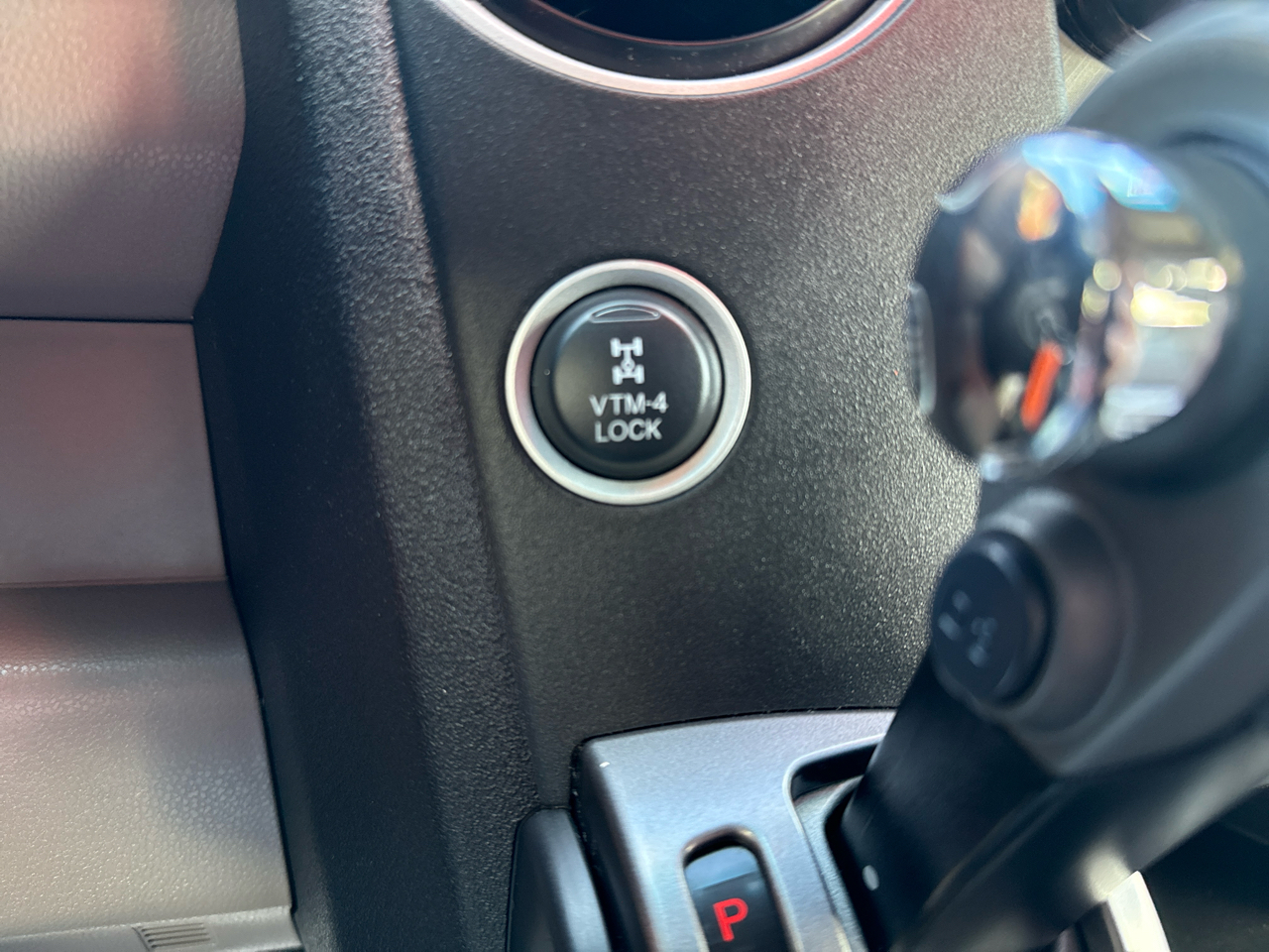 Honda Pilot 4WD 4dr Touring w/RES & Navi 2015