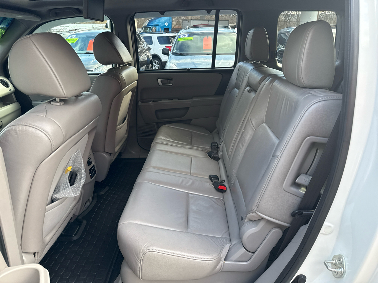 Honda Pilot 4WD 4dr Touring w/RES & Navi 2015