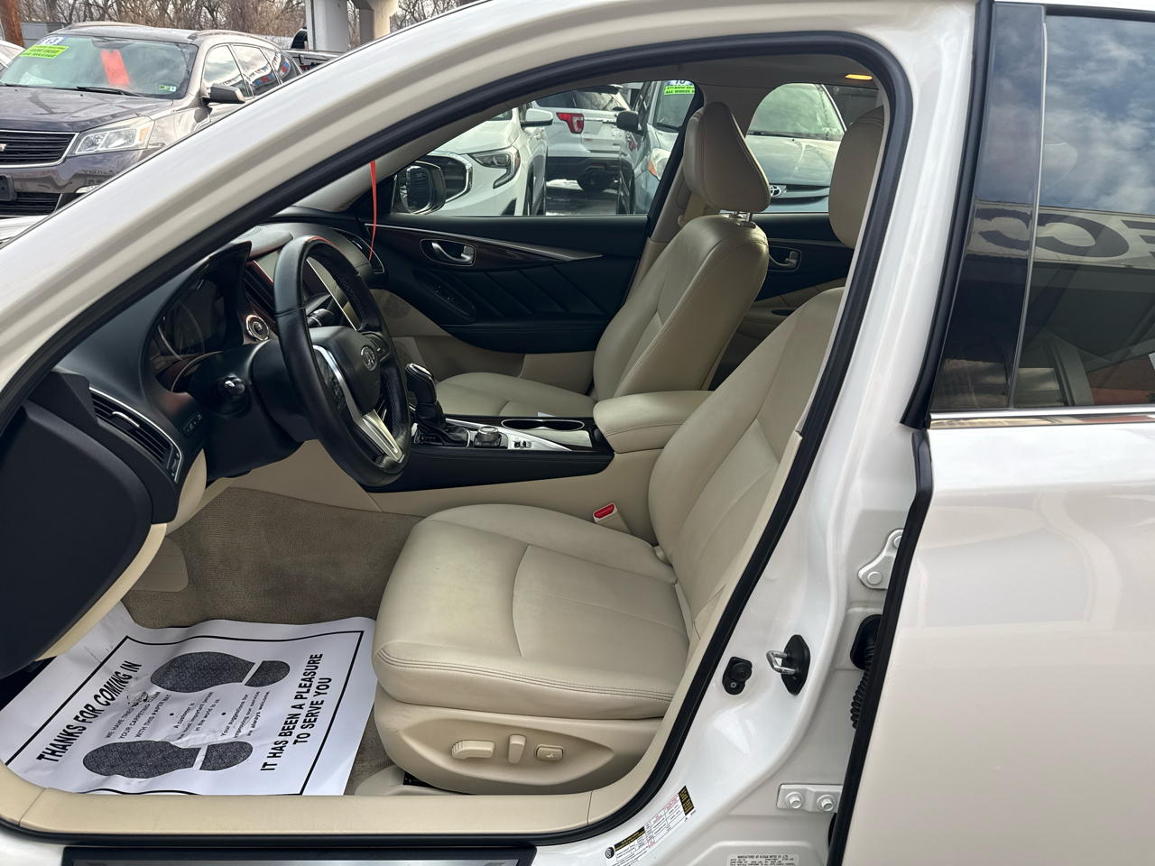 Infiniti Q50 3.0t LUXE AWD 2018