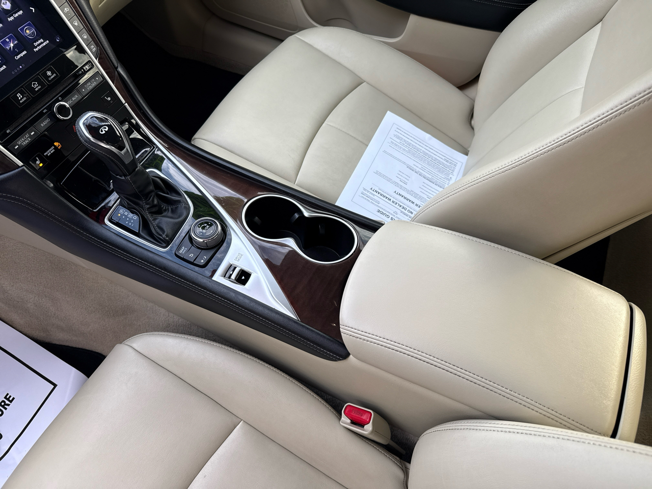 Infiniti Q50 3.0t LUXE AWD 2018