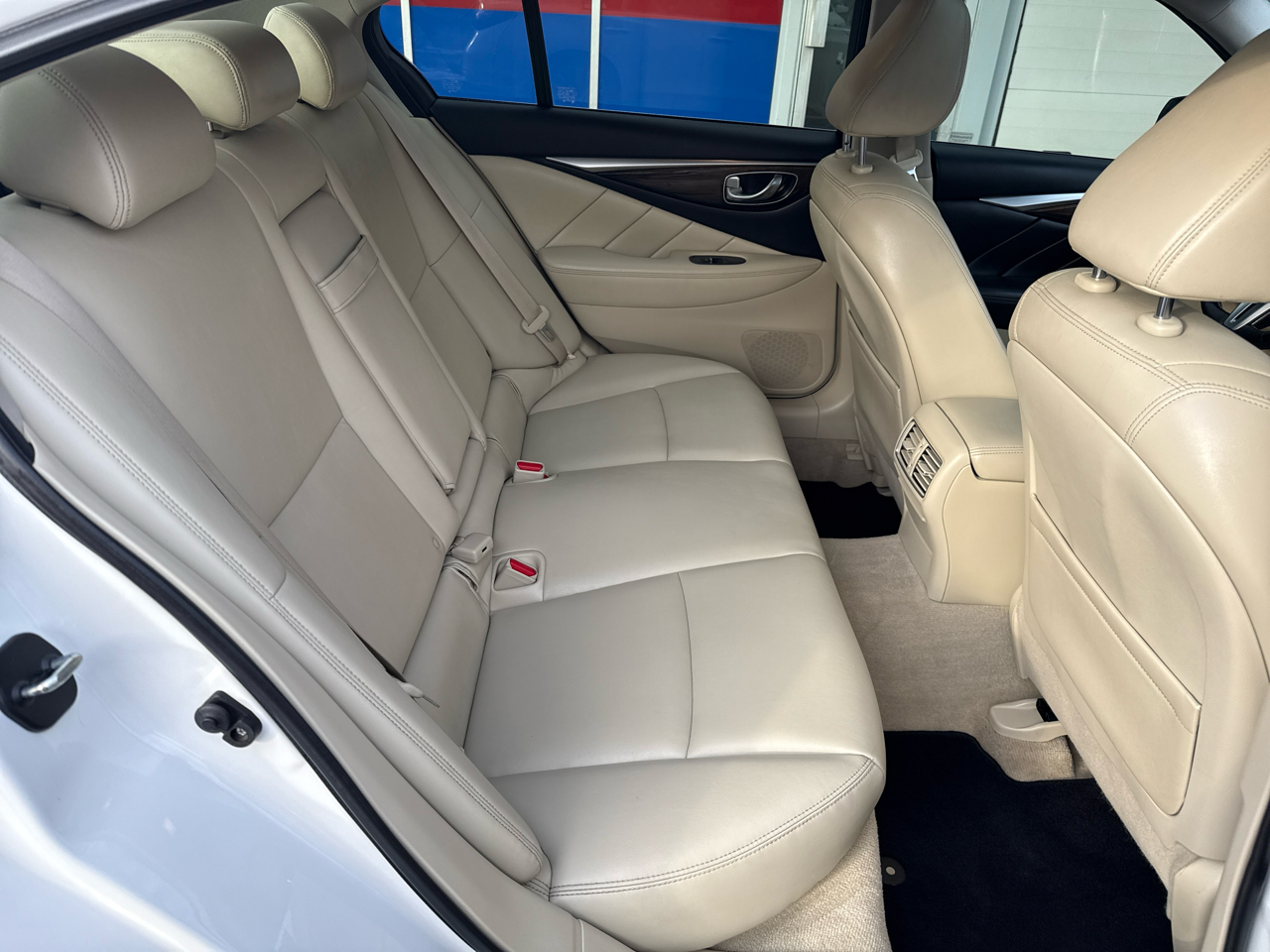 Infiniti Q50 3.0t LUXE AWD 2018