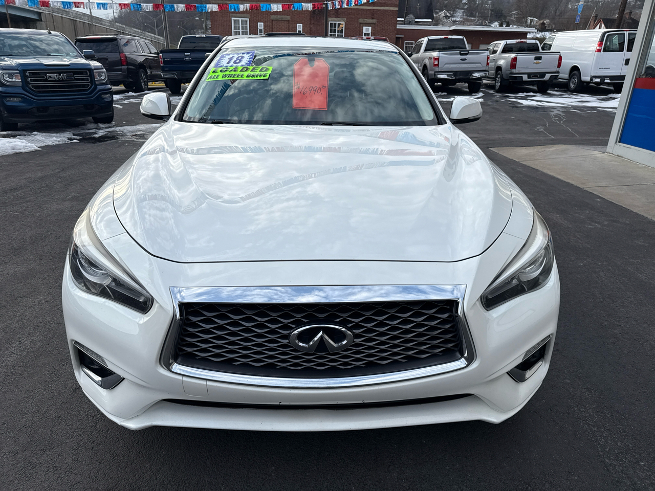 Infiniti Q50 3.0t LUXE AWD 2018