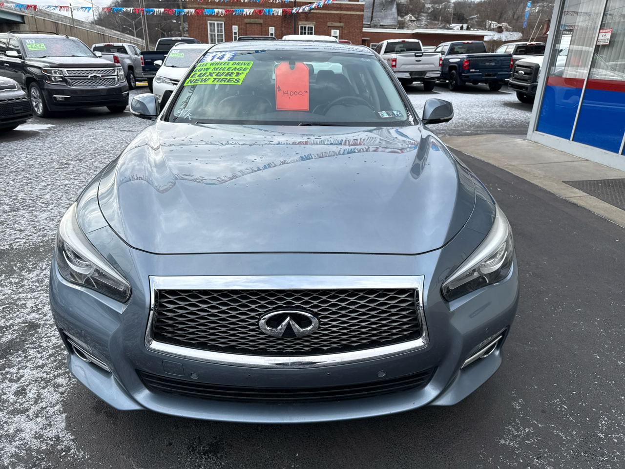 Infiniti Q50 4dr Sdn Premium AWD 2014
