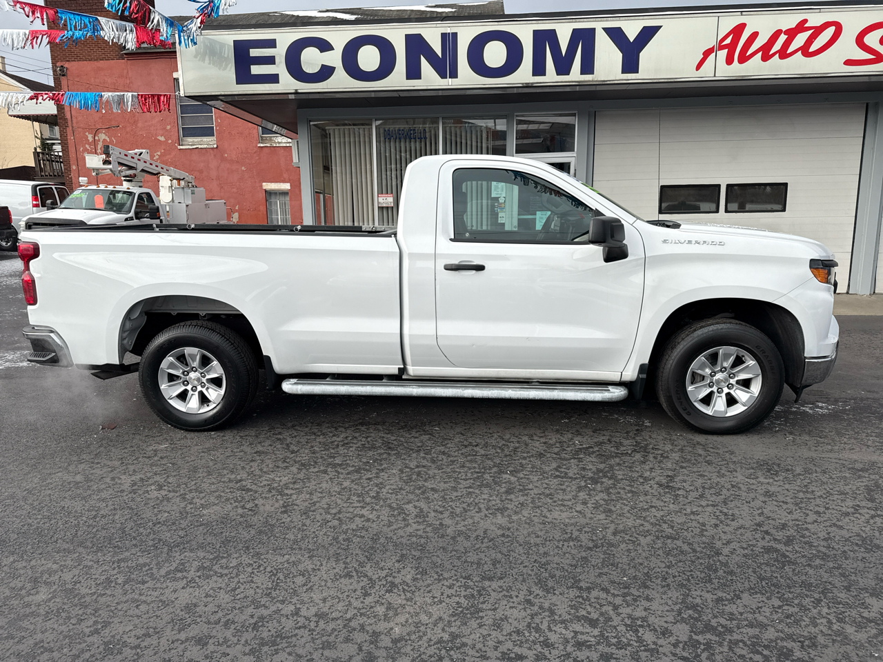 Chevrolet Silverado 1500 2WD Reg Cab 140" Work Truck 2023