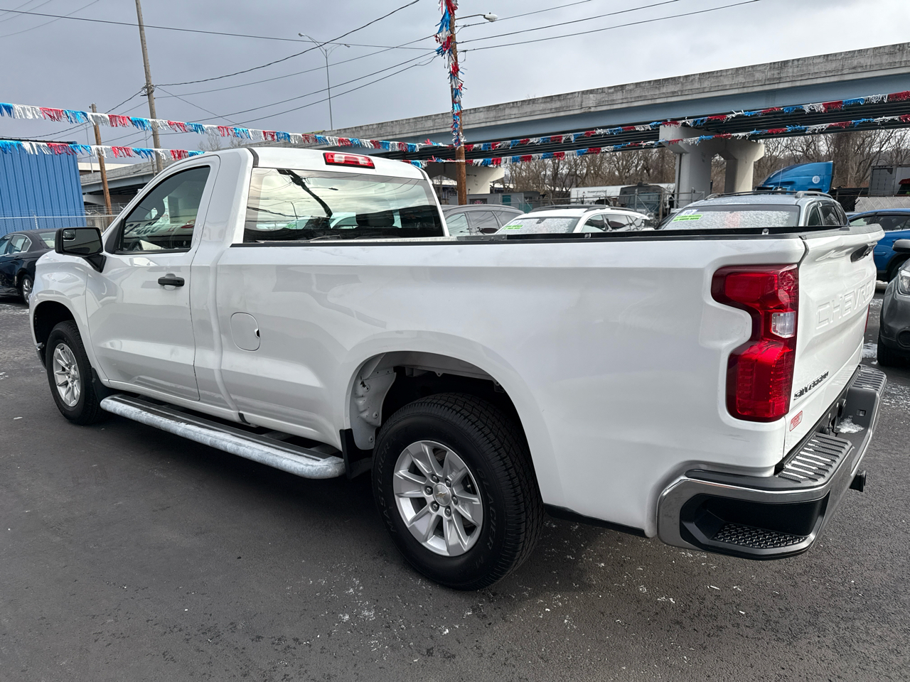 Chevrolet Silverado 1500 2WD Reg Cab 140" Work Truck 2023