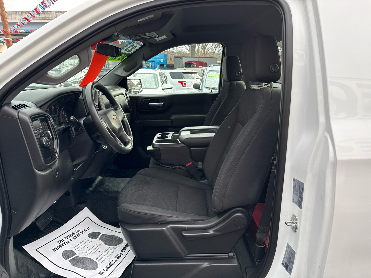 Chevrolet Silverado 1500 2WD Reg Cab 140" Work Truck 2023