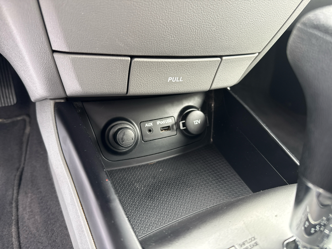 Hyundai Elantra 4dr Sdn Auto GLS PZEV 2010