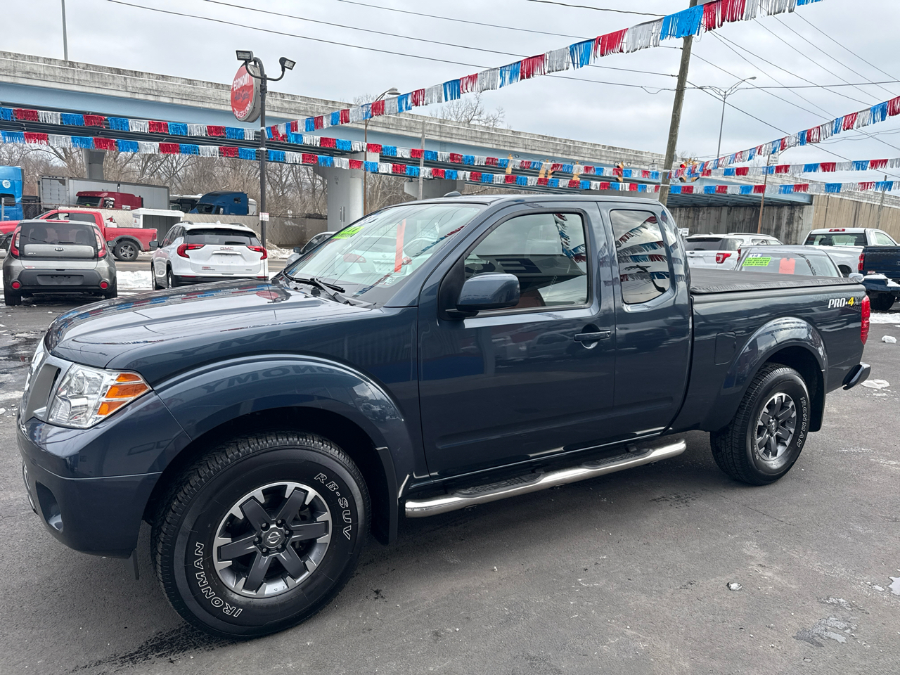 Nissan Frontier 4WD King Cab Auto PRO-4X 2015