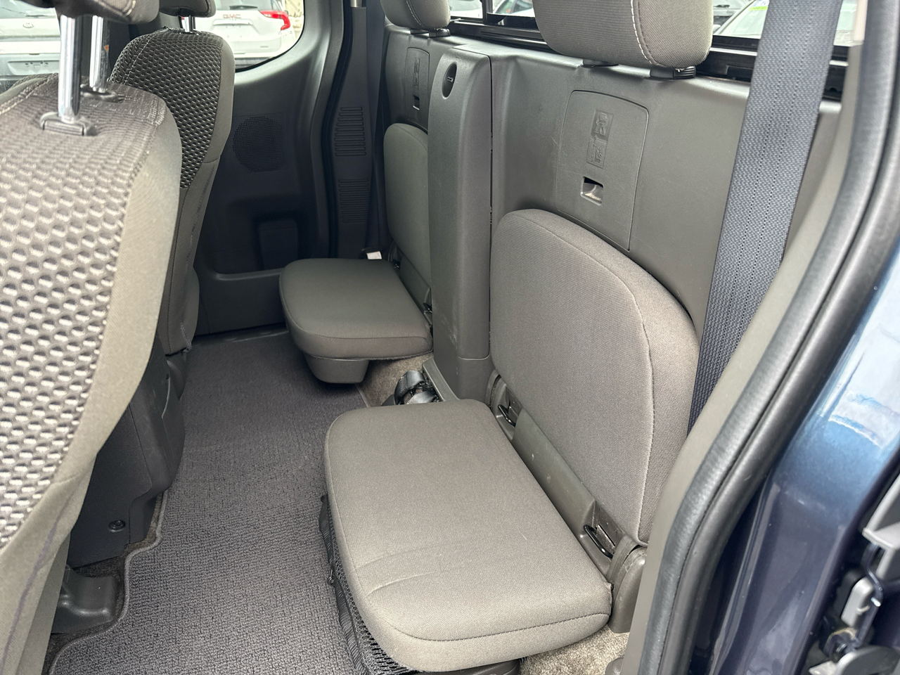 Nissan Frontier 4WD King Cab Auto PRO-4X 2015