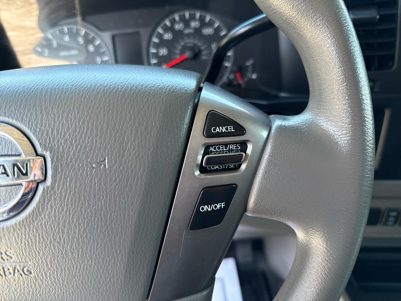 Nissan NV Standard Roof 2500 V6 SV 2016