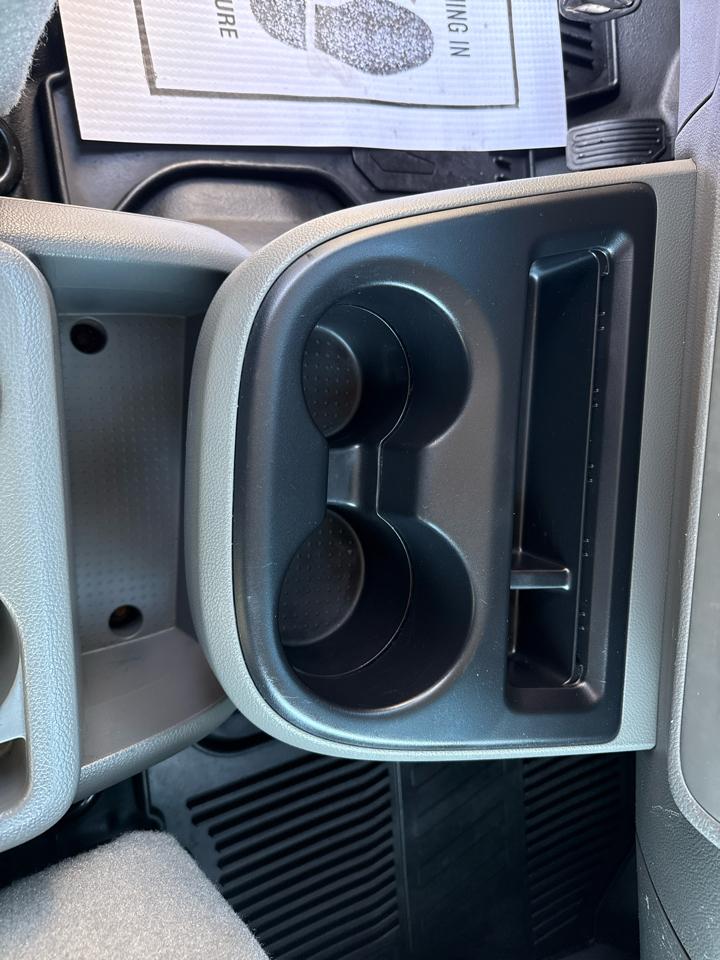 Nissan NV Standard Roof 2500 V6 SV 2016