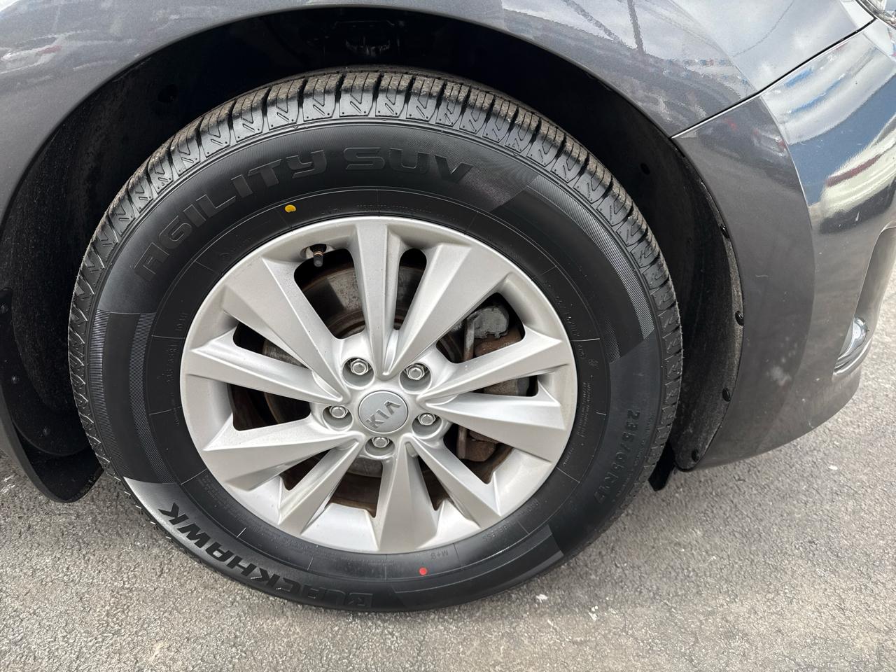 Kia Sedona LX FWD 2017