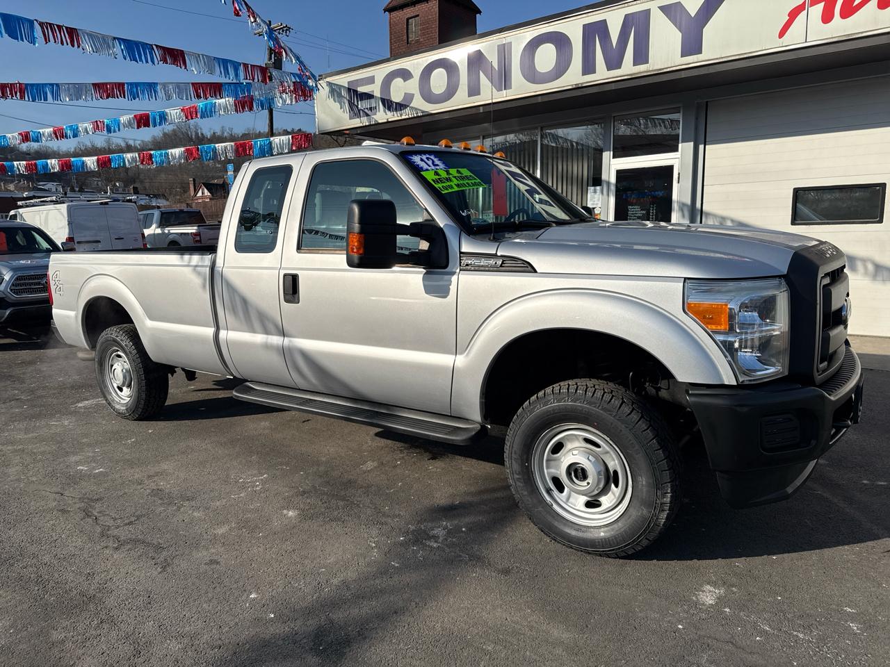 2012 Ford Super Duty F-250 SRW XL 4WD SuperCab 8' Box