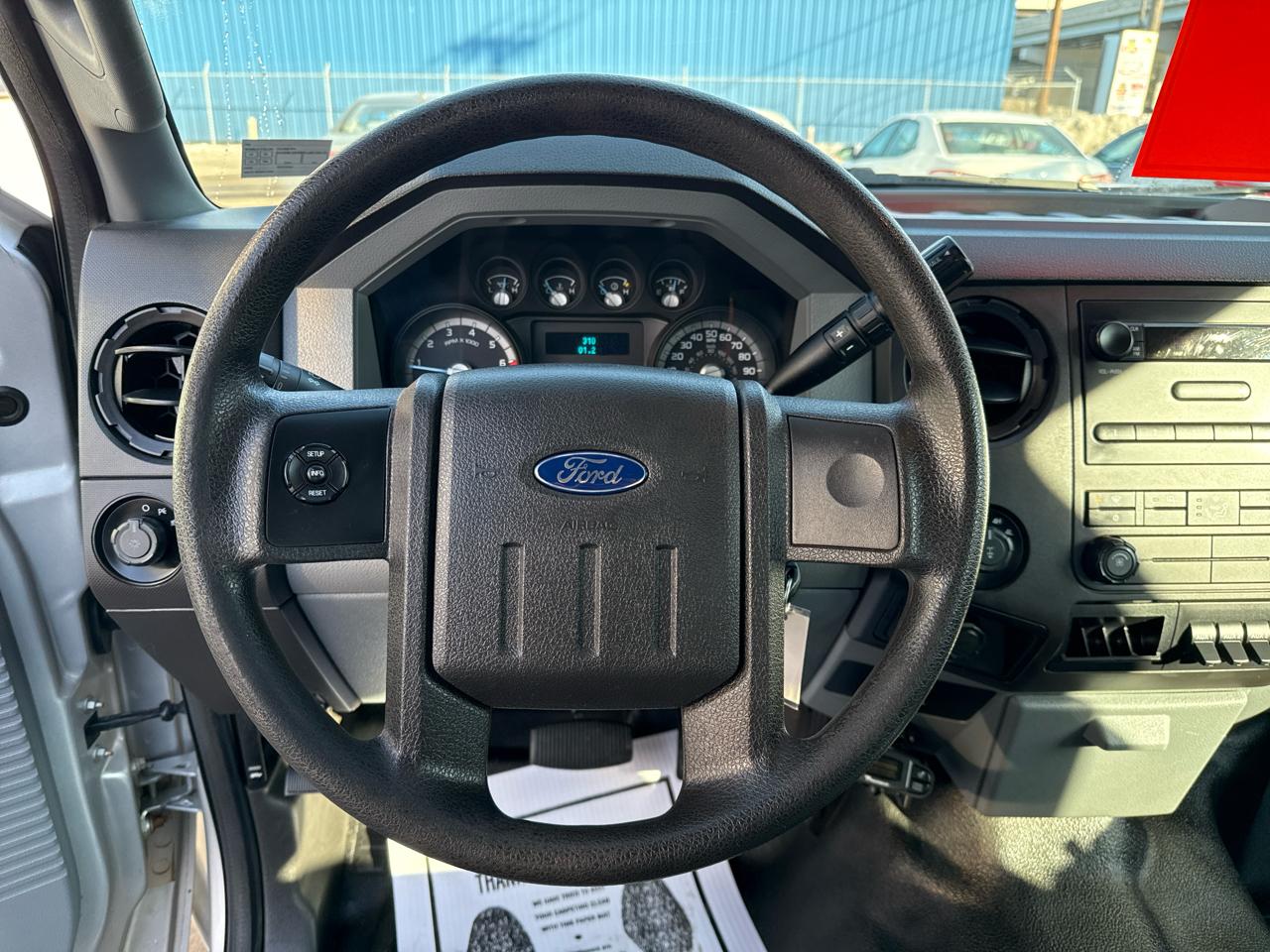 Ford Super Duty F-250 SRW XL 4WD SuperCab 8' Box 2012