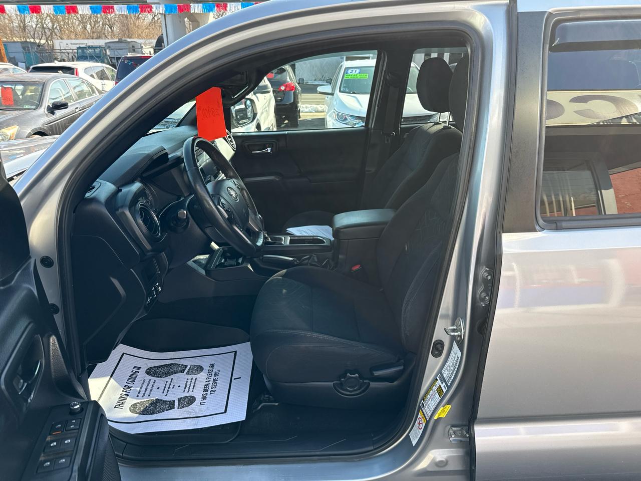 Toyota Tacoma TRD Off Road Double Cab 5' Bed V6 4x4 MT (Natl) 2017