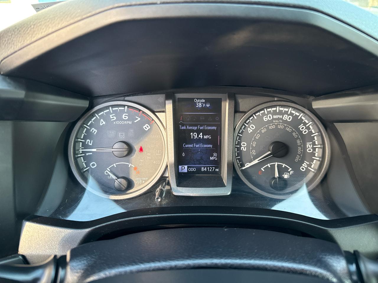 Toyota Tacoma TRD Off Road Double Cab 5' Bed V6 4x4 MT (Natl) 2017