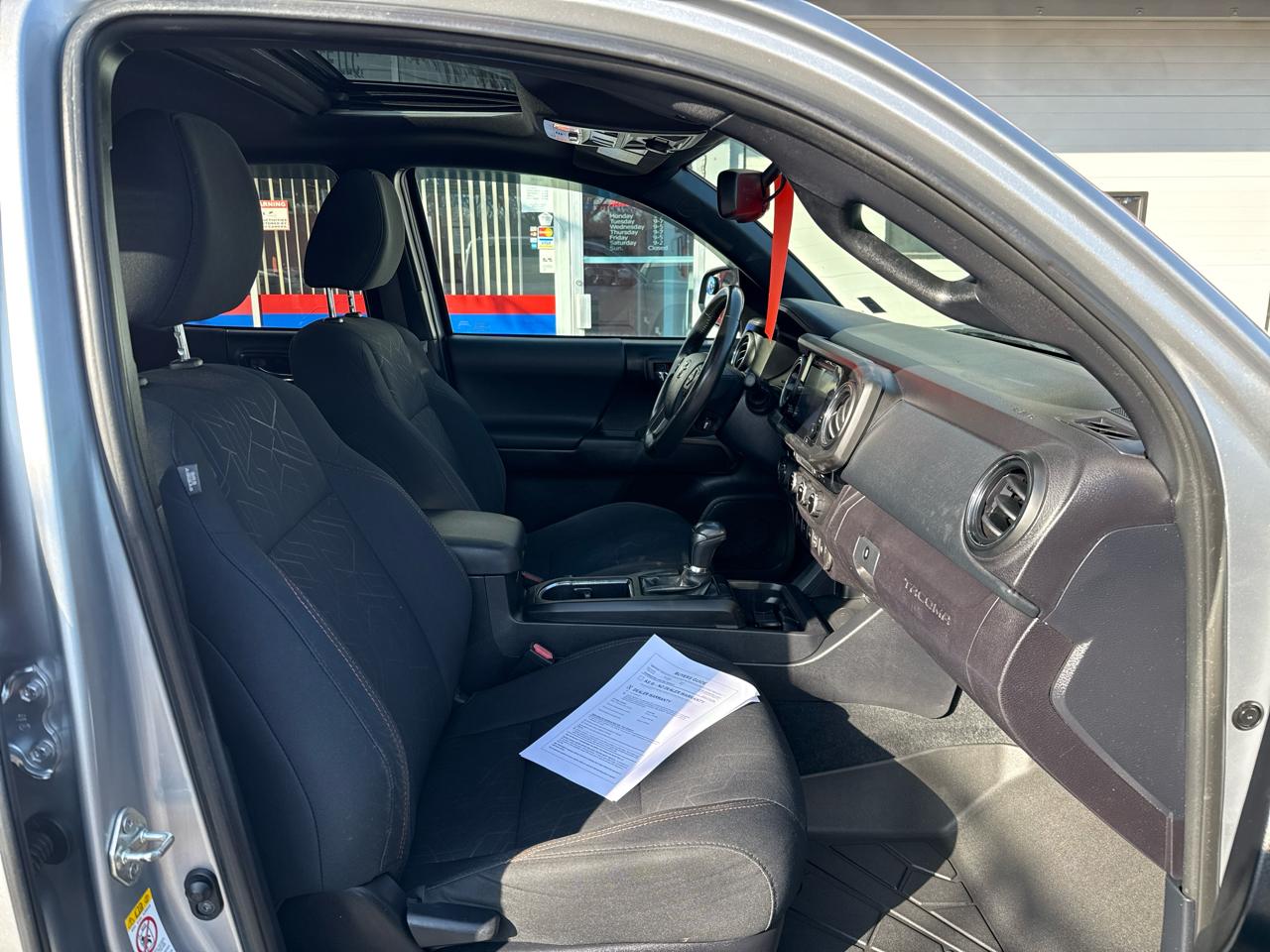 Toyota Tacoma TRD Off Road Double Cab 5' Bed V6 4x4 MT (Natl) 2017