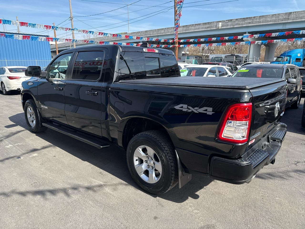 RAM 1500 Big Horn/Lone Star 4x4 Crew Cab 5'7" Box 2019